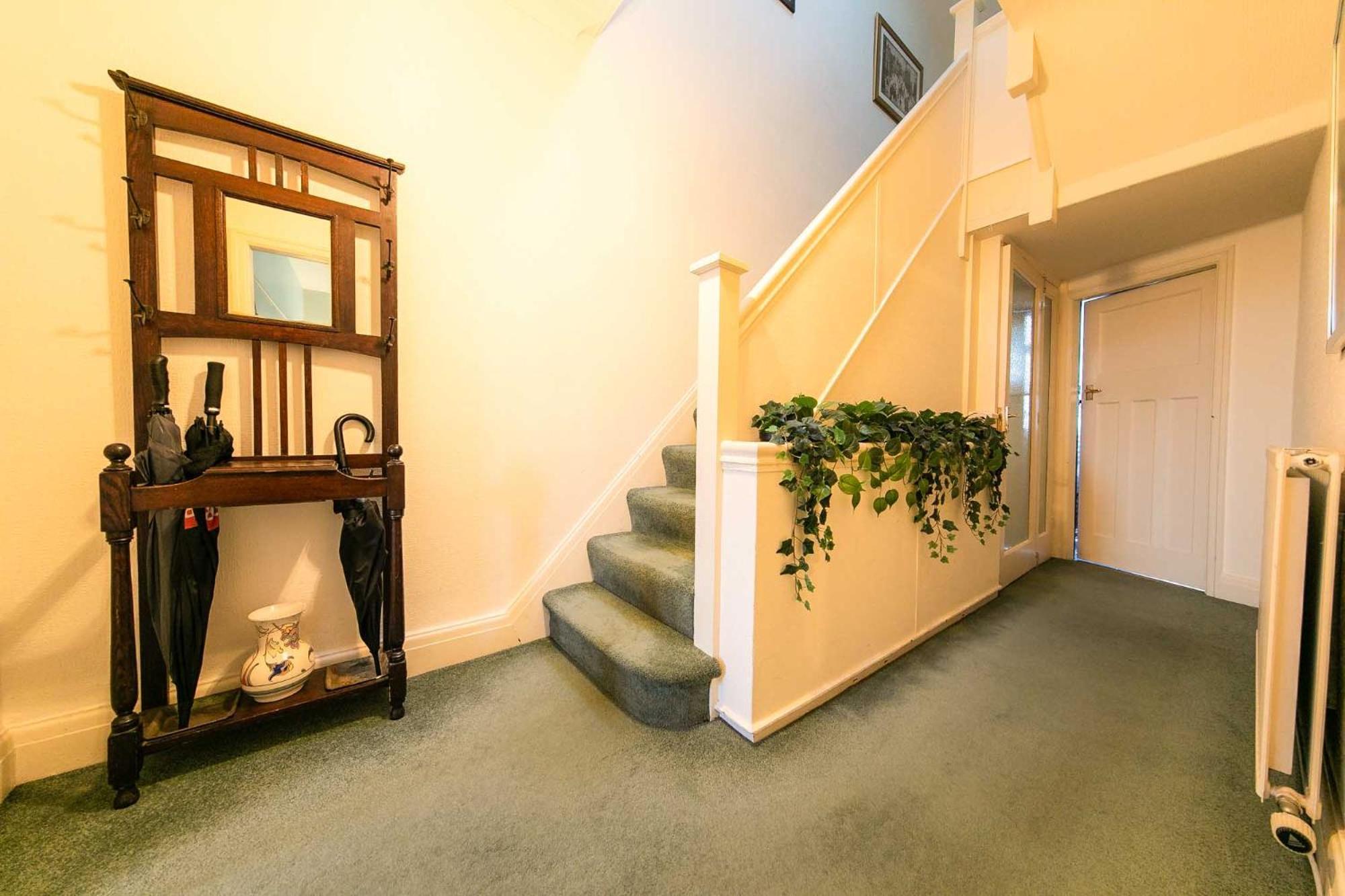 107a - 3 Double Bedrooms Lytham St Annes