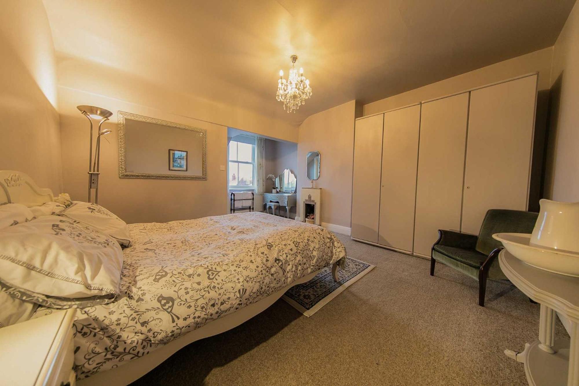 107a - 3 Double Bedrooms Apartment