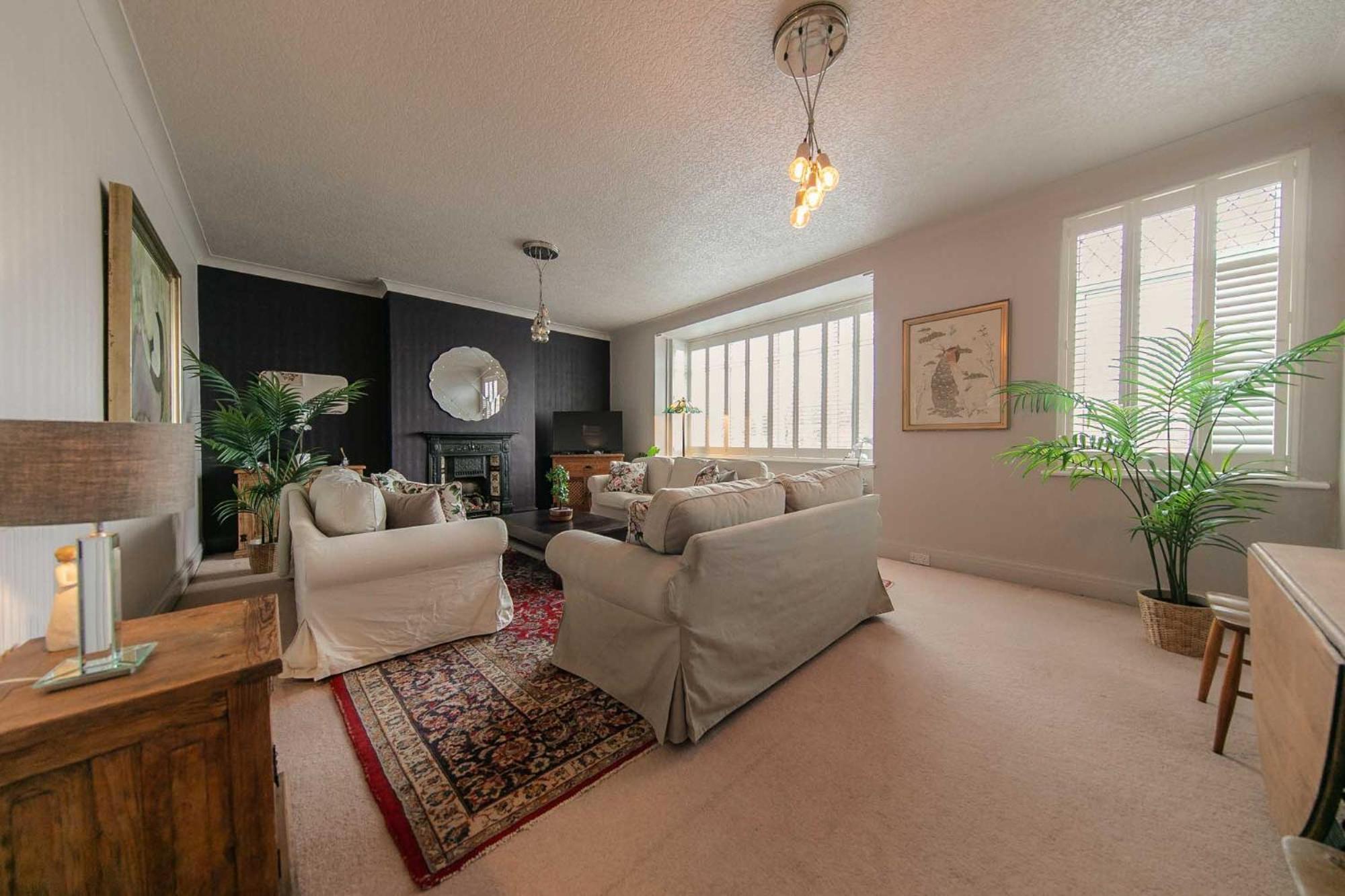 107a - 3 Double Bedrooms Apartment